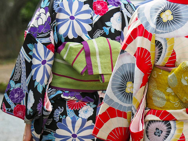 Des samouraïs à nos jours : les mille et une vies du kimono s'exposent à Paris
